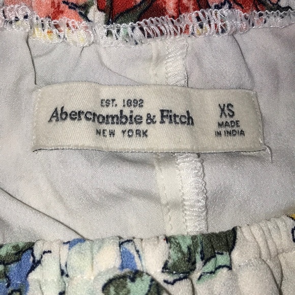 🎉HP🎉Abercrombie & Fitch Flowery Dress - Picture 4 of 5